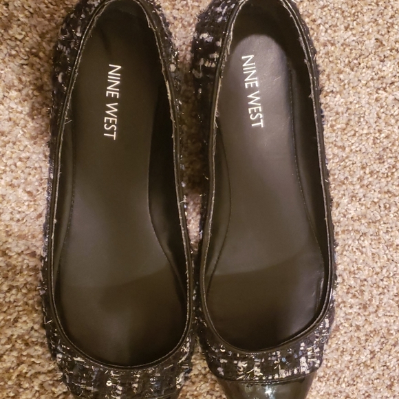 Nine West Raised Flats - Picture 3 of 4